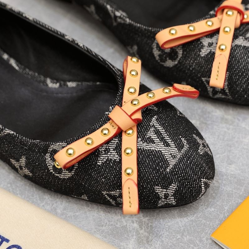 Louis Vuitton Flat Shoes